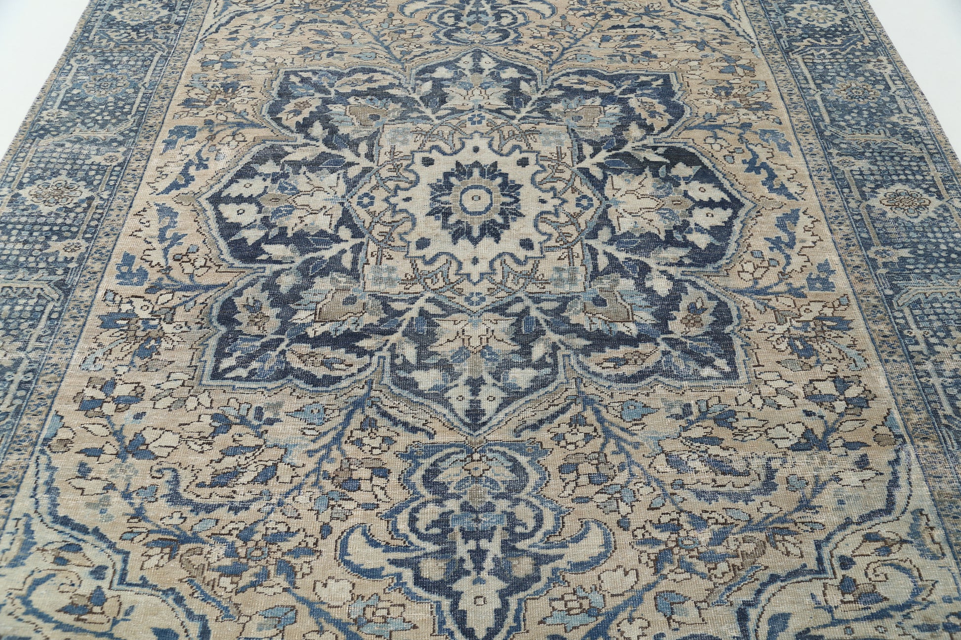 Antique Heriz Hand Knotted Wool Rug - 7'10'' x 10'9'' 7' 10" x 10' 9" (239 x 328) / Taupe / Wool