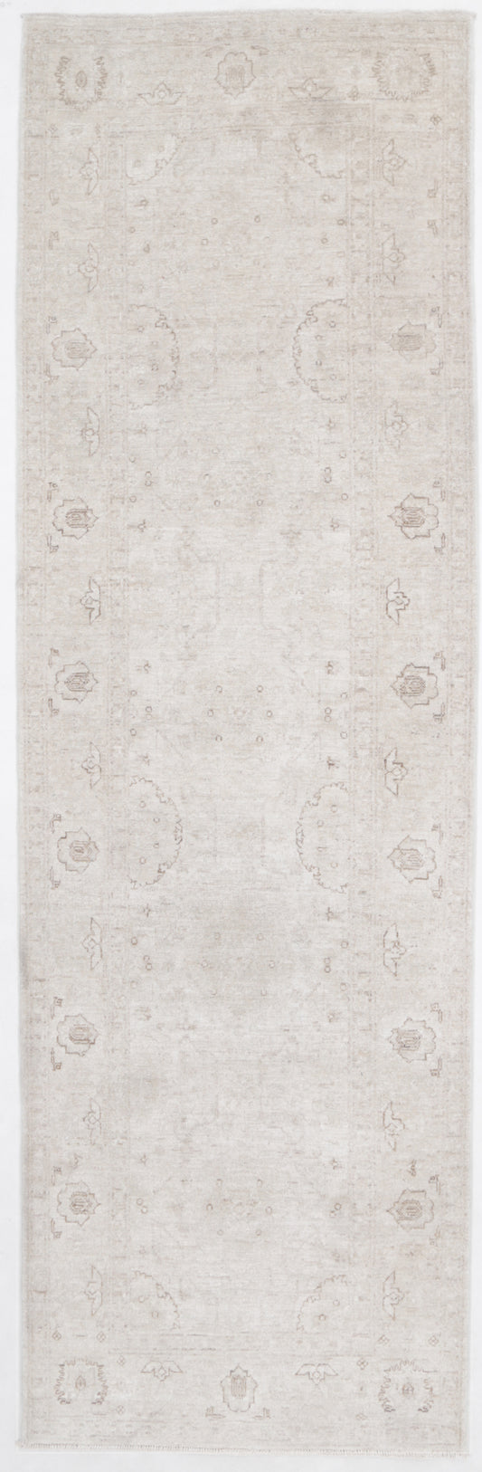 New Traditional Serenity Hand Knotted Wool Rug - 2'11'' x 9'4'' 2' 11" x 9' 4" (89 x 284) / Ivory / Wool