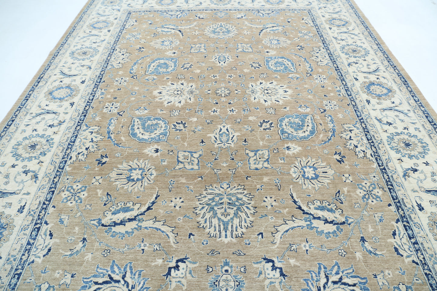 New Traditional Serenity Hand Knotted Wool Rug - 9'2'' x 11'8'' 9' 2" x 11' 8" (279 x 356) / Taupe / Wool