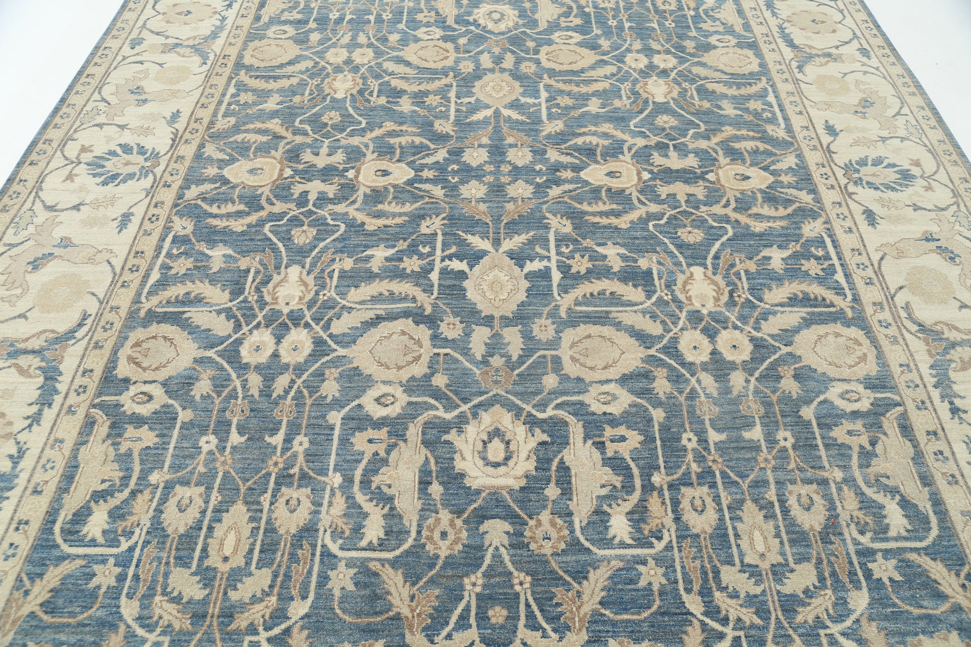 New Traditional Serenity Hand Knotted Wool Rug - 8'8'' x 12'4'' 8' 8" x 12' 4" (264 x 376) / Blue / Wool