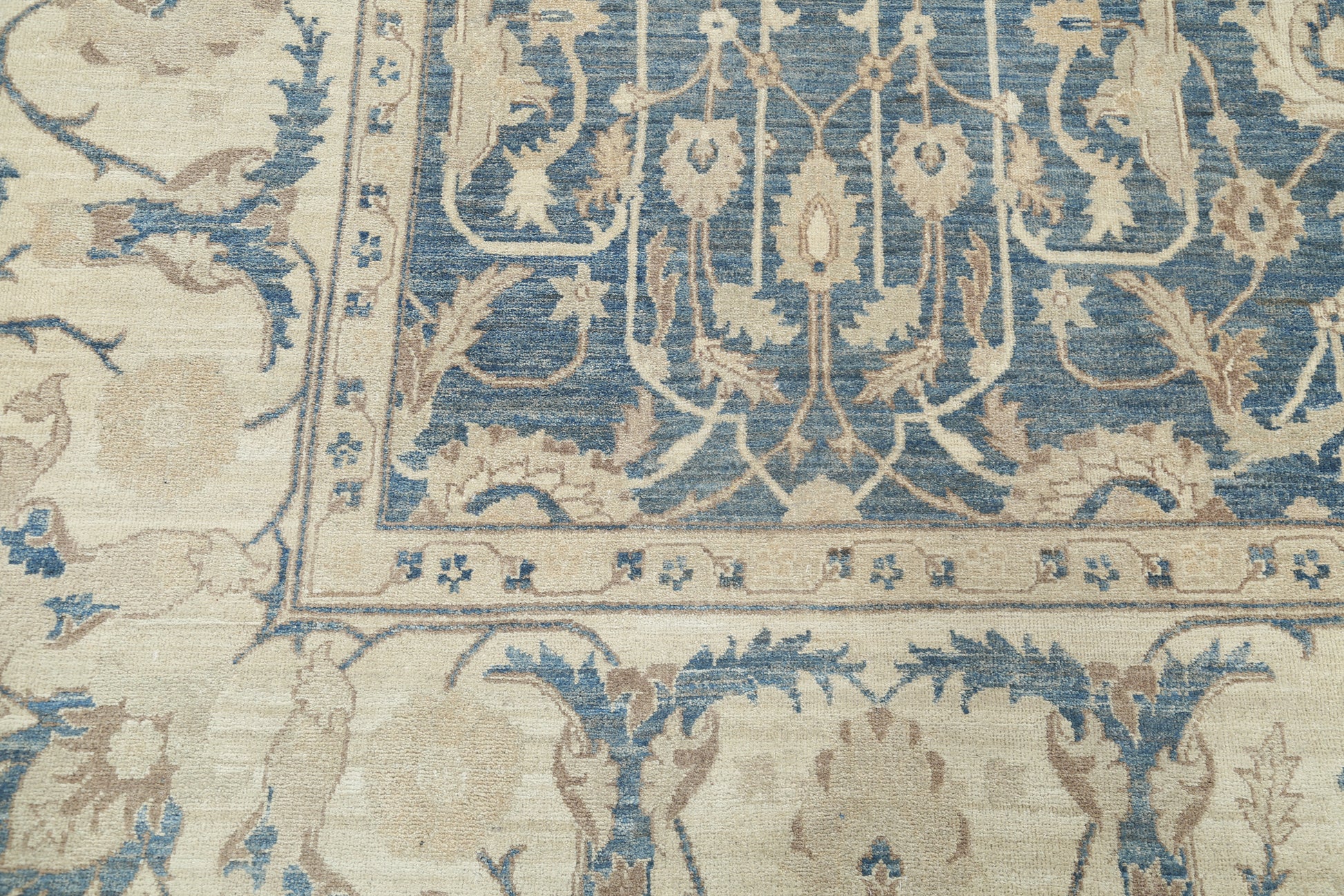 New Traditional Serenity Hand Knotted Wool Rug - 8'8'' x 12'4'' 8' 8" x 12' 4" (264 x 376) / Blue / Wool